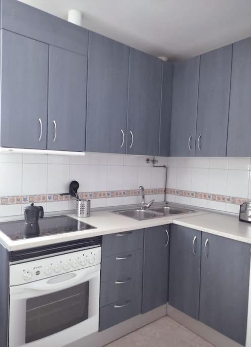 Apartamento Las Brisas Ринкон-де-ла-Викториа Экстерьер фото