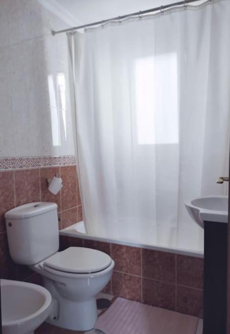 Apartamento Las Brisas Ринкон-де-ла-Викториа Экстерьер фото